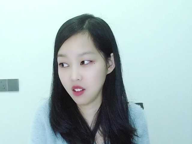 Selinababy99's BongaCams show and profile