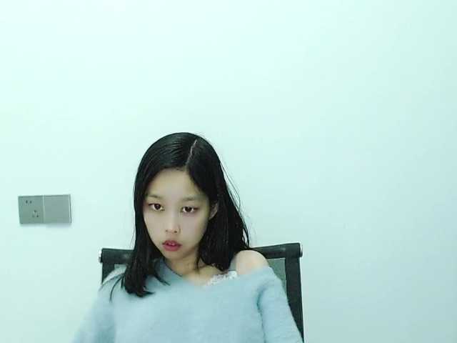 Selinababy99's BongaCams show and profile