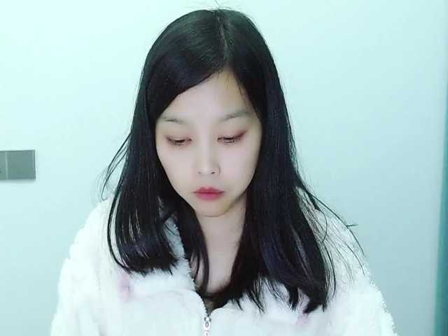 Selinababy99's BongaCams show and profile