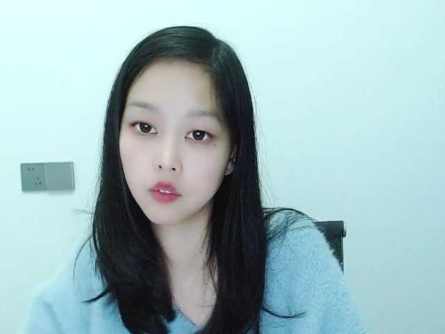 Selinababy99's BongaCams show and profile