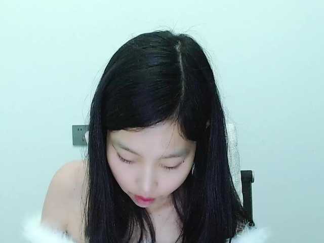 Selinababy99's BongaCams show and profile