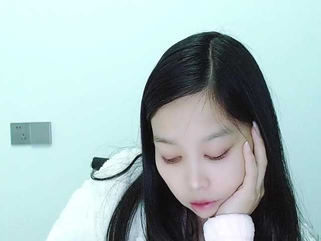 Selinababy99's BongaCams show and profile