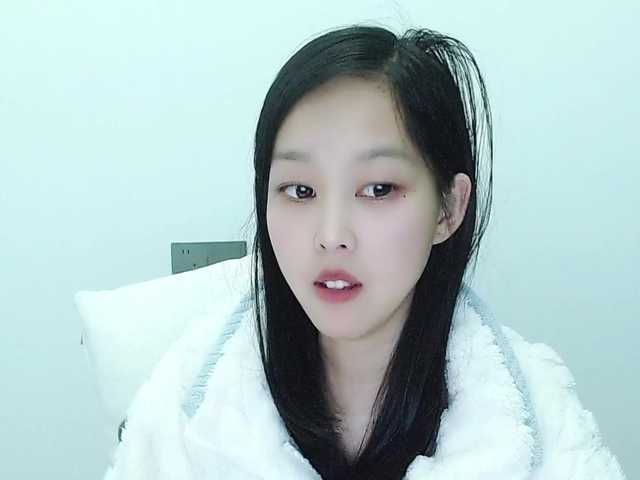 Selinababy99's BongaCams show and profile