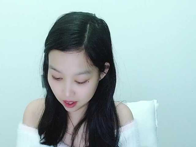 Selinababy99's BongaCams show and profile