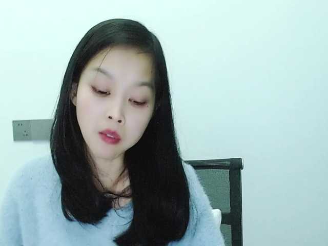 Selinababy99's BongaCams show and profile