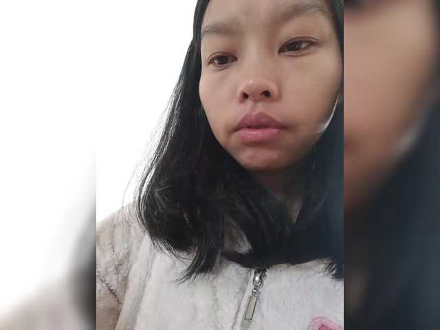 Selinababy99's BongaCams show and profile