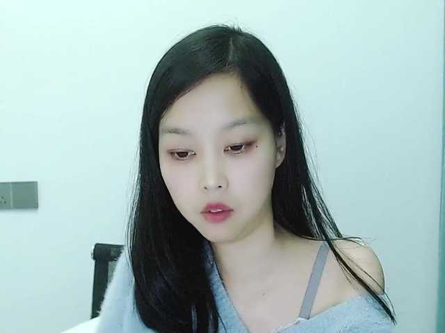 Selinababy99's BongaCams show and profile