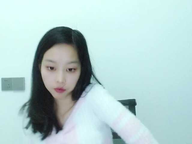 Selinababy99's BongaCams show and profile