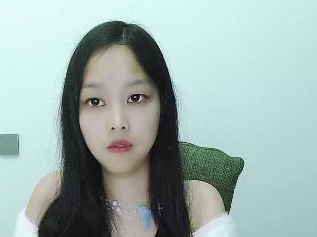 Selinababy99's BongaCams show and profile