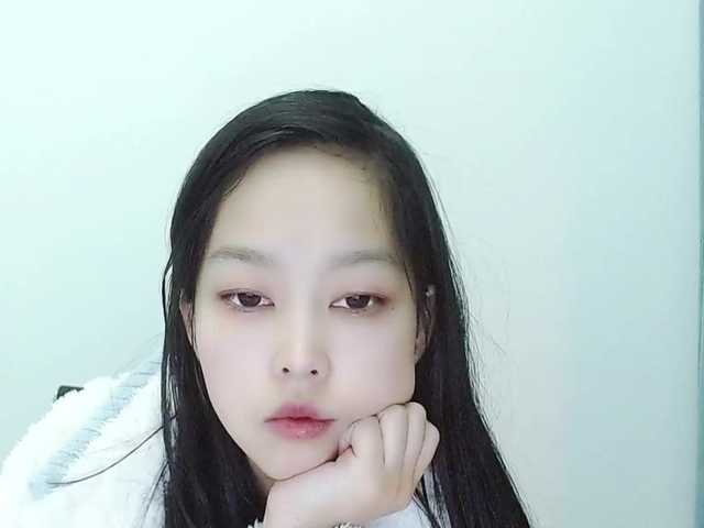 Selinababy99's BongaCams show and profile