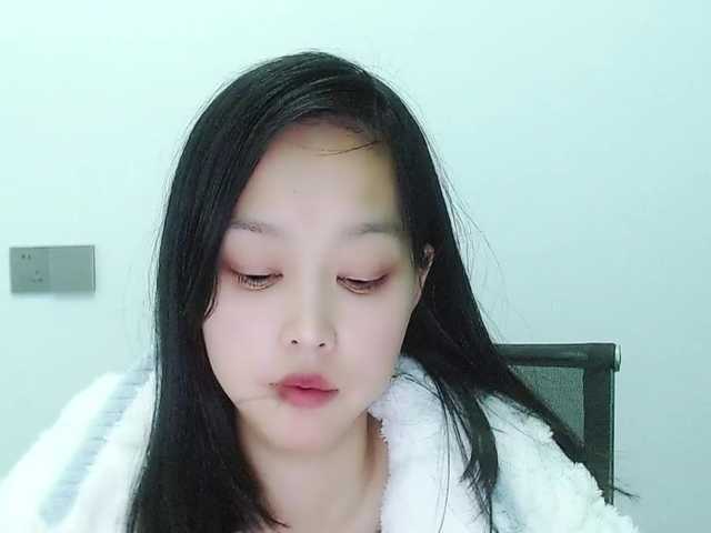 Selinababy99's BongaCams show and profile