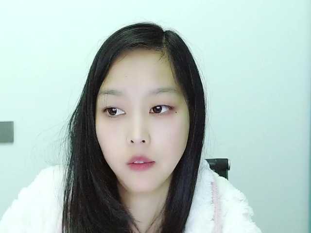 Selinababy99's BongaCams show and profile