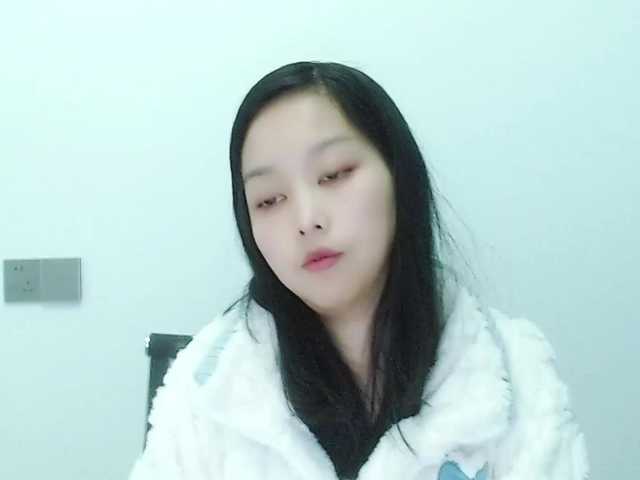 Selinababy99's BongaCams show and profile