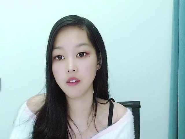 Selinababy99's BongaCams show and profile