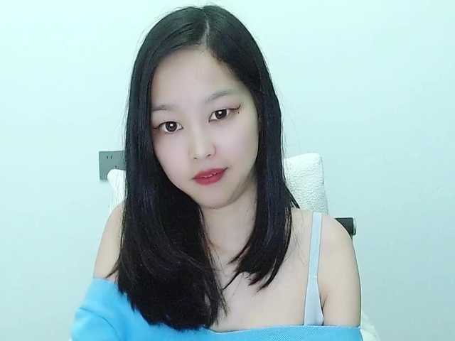 Selinababy99's BongaCams show and profile