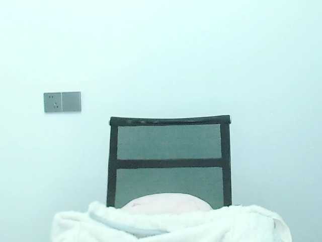 Selinababy99's BongaCams show and profile