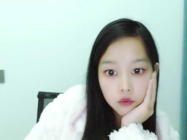 Selinababy99's BongaCams show and profile