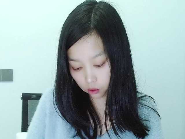 Selinababy99's BongaCams show and profile