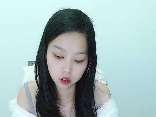 Selinababy99's BongaCams show and profile