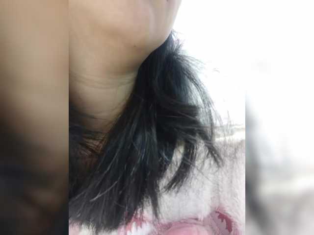 Selinababy99's BongaCams show and profile