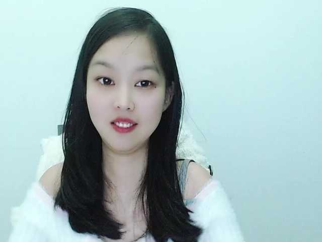 Selinababy99's BongaCams show and profile