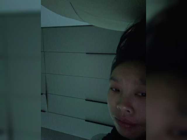 Selinababy99's BongaCams show and profile