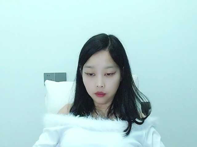 Selinababy99's BongaCams show and profile