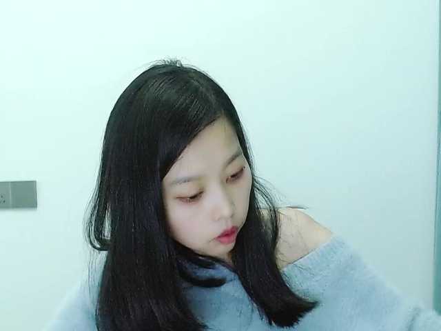 Selinababy99's BongaCams show and profile