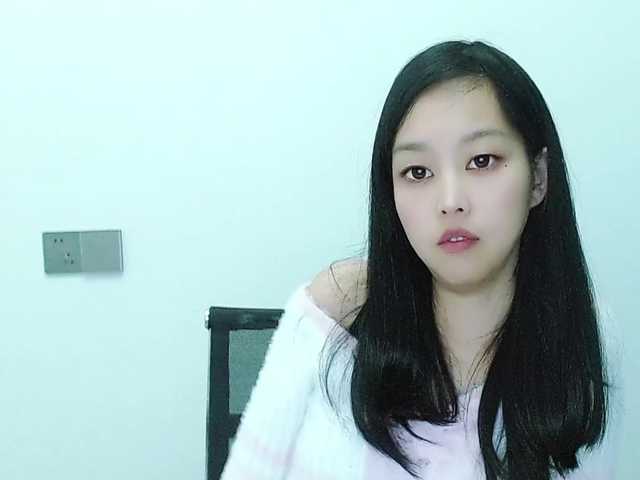 Selinababy99's BongaCams show and profile