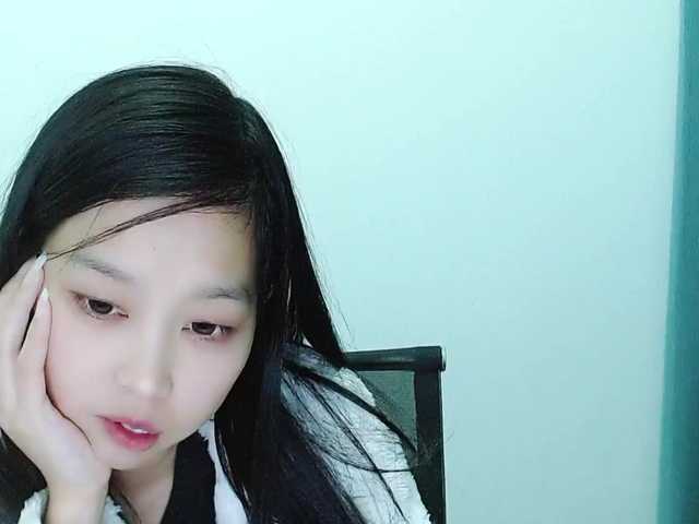 Selinababy99's BongaCams show and profile