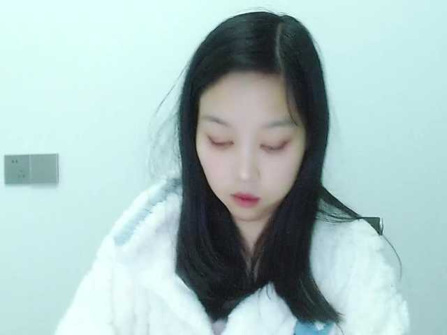 Selinababy99's BongaCams show and profile