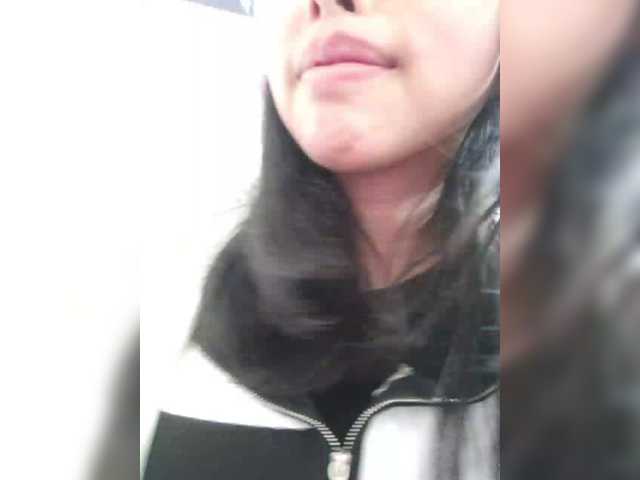 Selinababy99's BongaCams show and profile