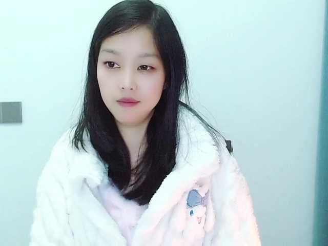 Selinababy99's BongaCams show and profile