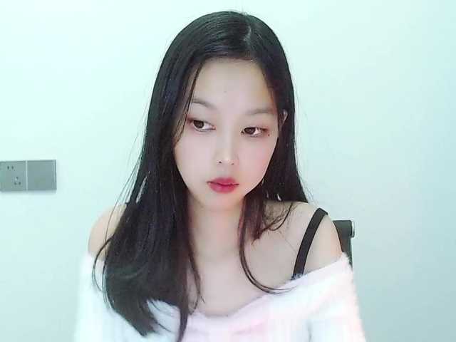 Selinababy99's BongaCams show and profile