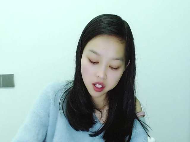 Selinababy99's BongaCams show and profile