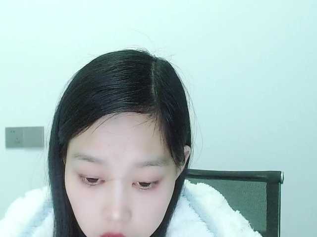 Selinababy99's BongaCams show and profile