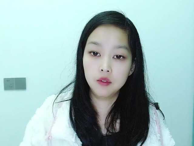 Selinababy99's BongaCams show and profile