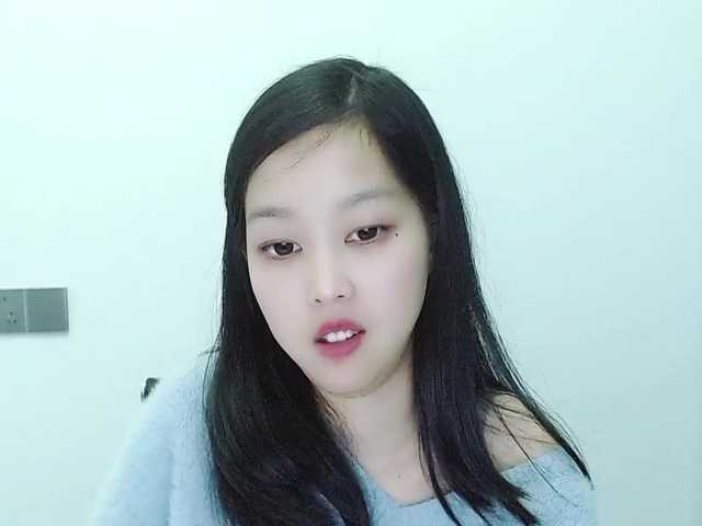 Selinababy99's BongaCams show and profile