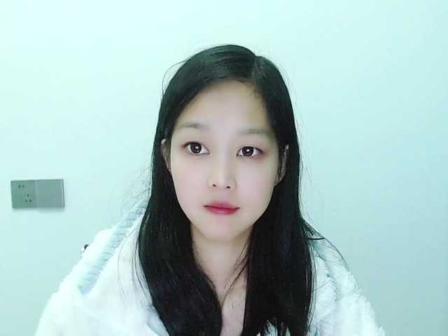 Selinababy99's BongaCams show and profile