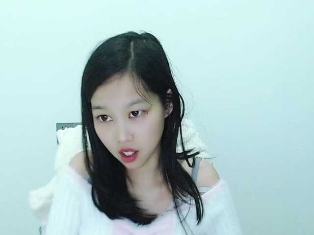 Selinababy99's BongaCams show and profile