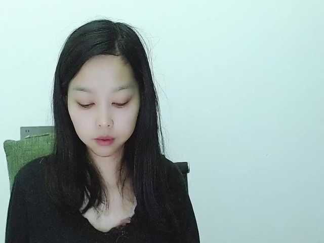 Selinababy99's BongaCams show and profile