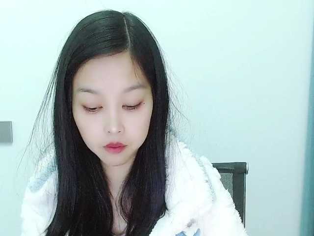 Selinababy99's BongaCams show and profile