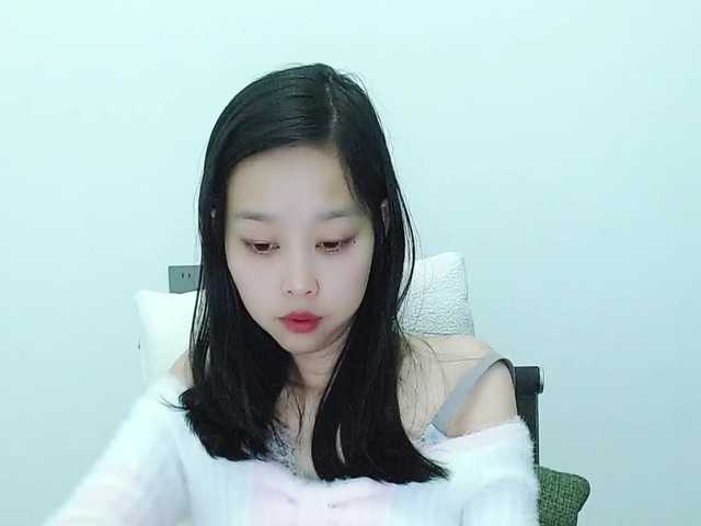 Selinababy99's BongaCams show and profile