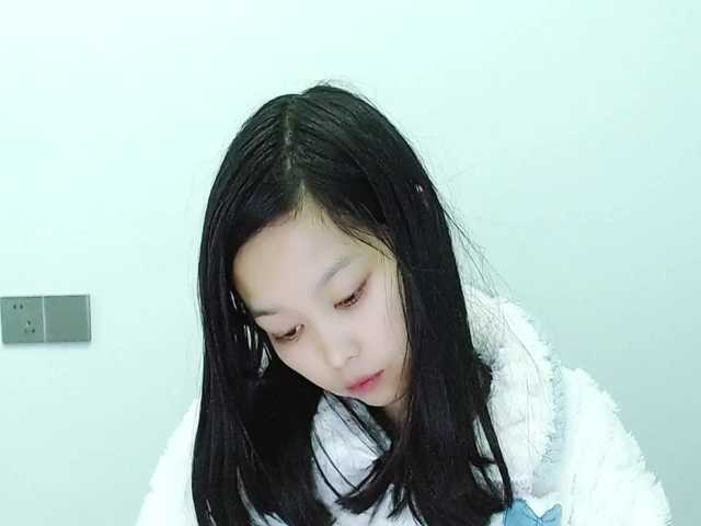 Selinababy99's BongaCams show and profile