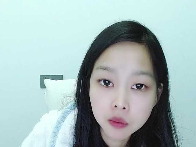 Selinababy99's BongaCams show and profile