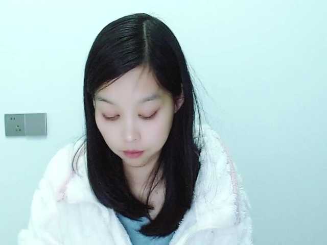 Selinababy99's BongaCams show and profile