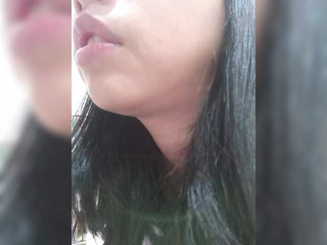 Selinababy99's BongaCams show and profile