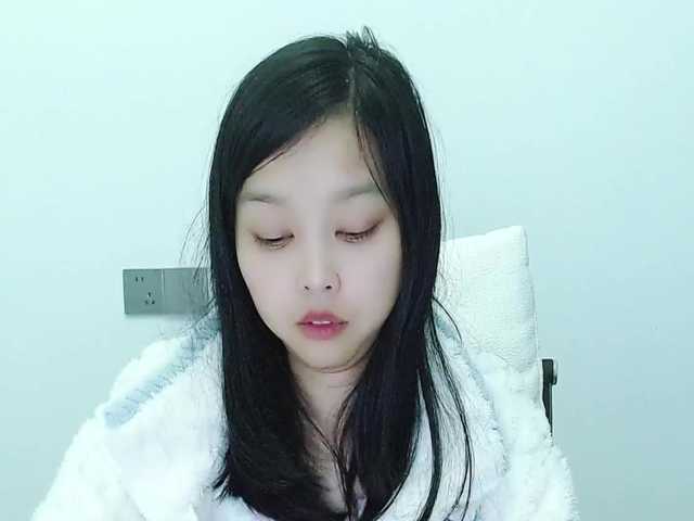 Selinababy99's BongaCams show and profile