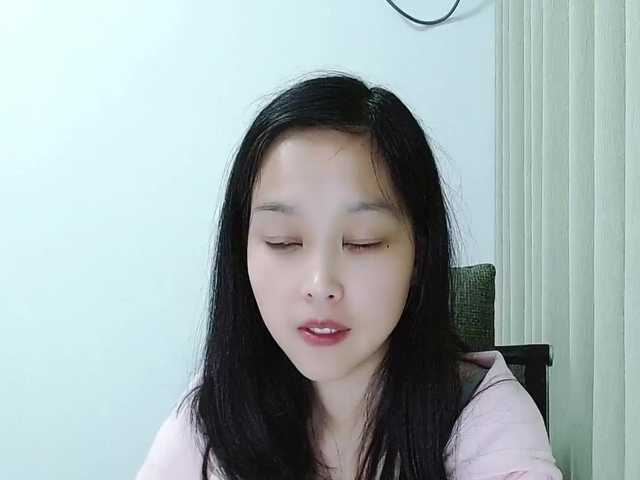 Selinababy99's BongaCams show and profile