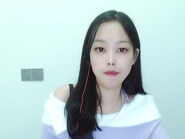 Selinababy99's BongaCams show and profile